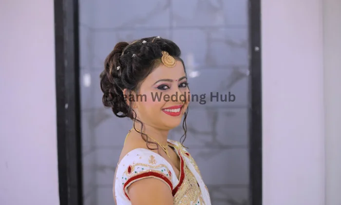 Nikitas Bridal Studio